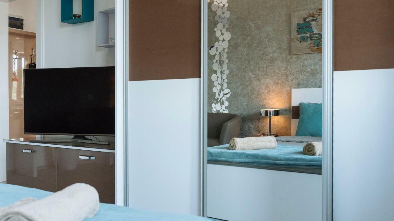 Luxury Flat 9 Near Metro Apartamento Bucareste Exterior foto