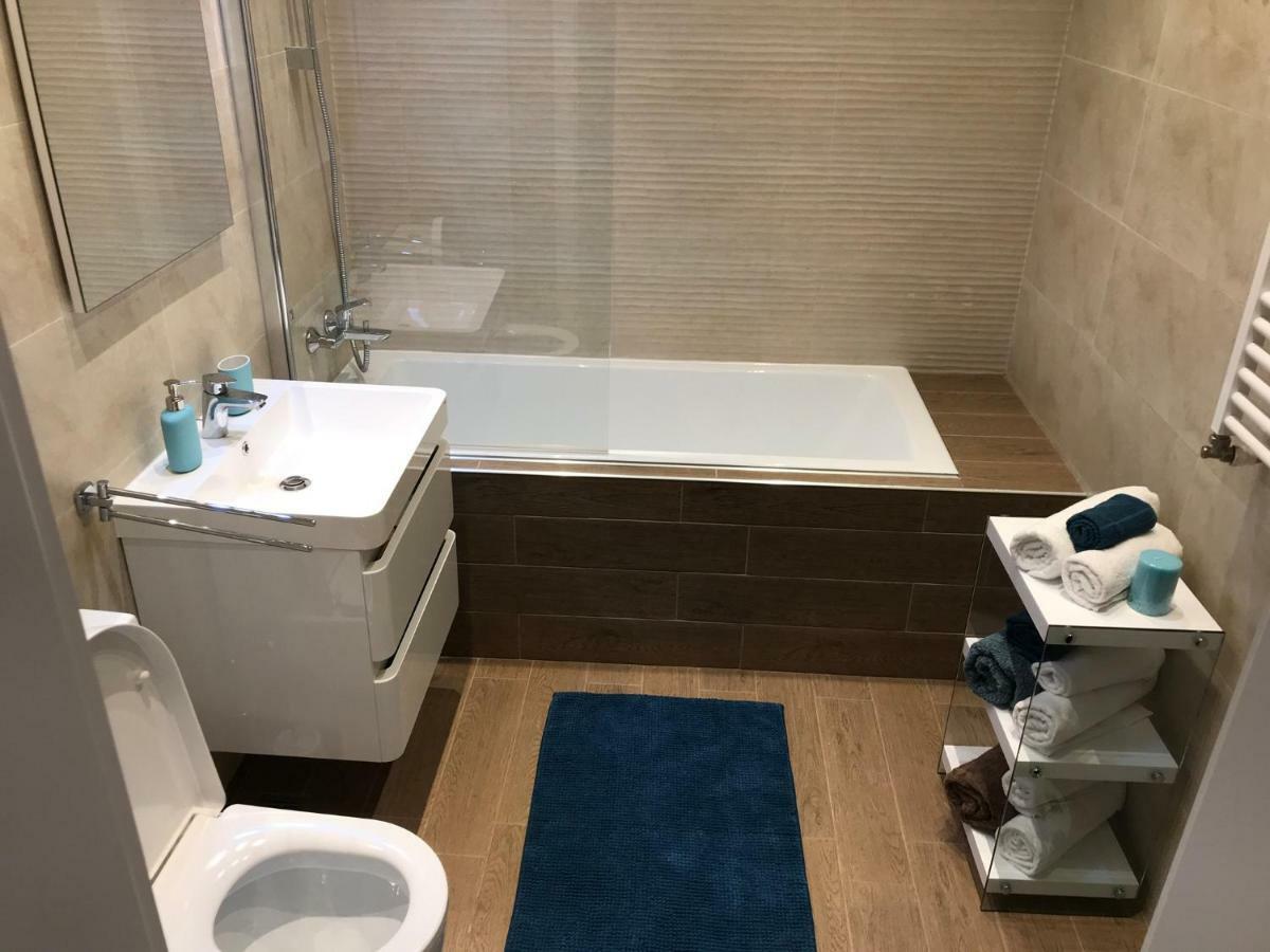 Luxury Flat 9 Near Metro Apartamento Bucareste Exterior foto