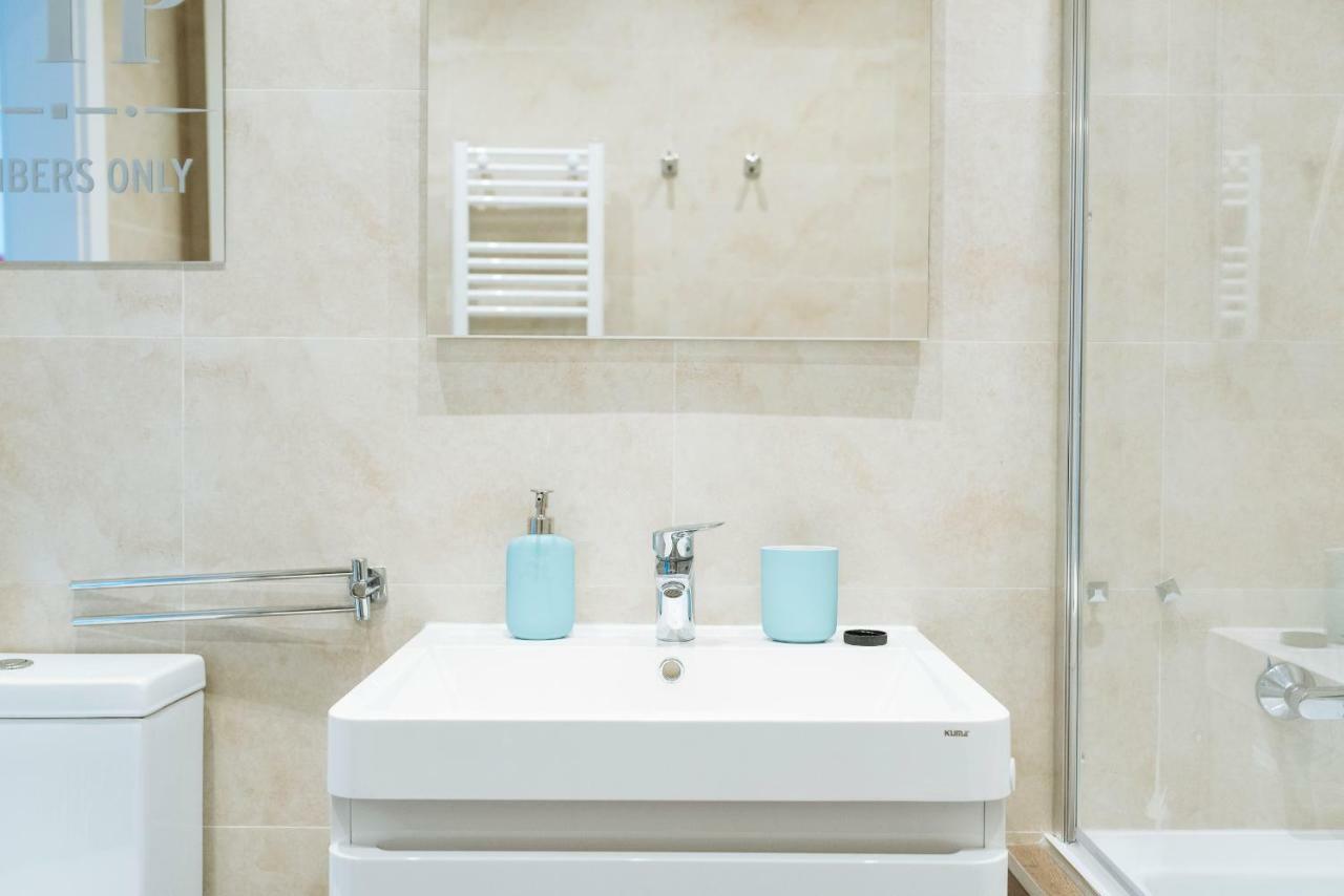 Luxury Flat 9 Near Metro Apartamento Bucareste Exterior foto